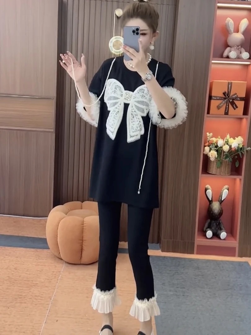 网红同款重工订珠蝴蝶结圆领菲菲短袖宽松遮肉洋气减龄大版T恤