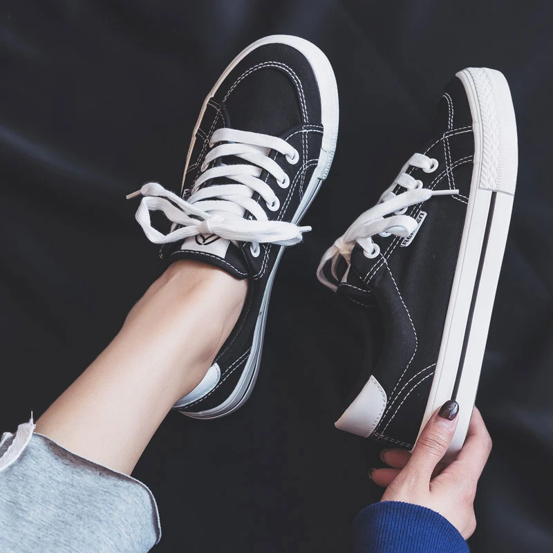 人本经典女生帆布鞋女复古百搭休闲女鞋黑色板鞋百搭简约女鞋