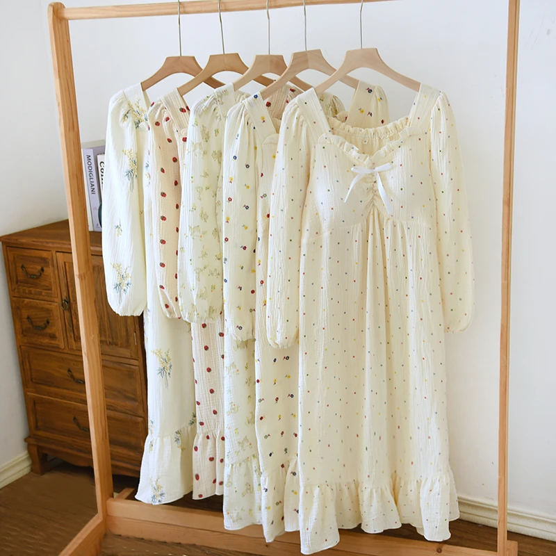 带胸垫长袖睡裙女春秋季宽松大码双层纯棉纱薄款碎花韩版家居裙棉