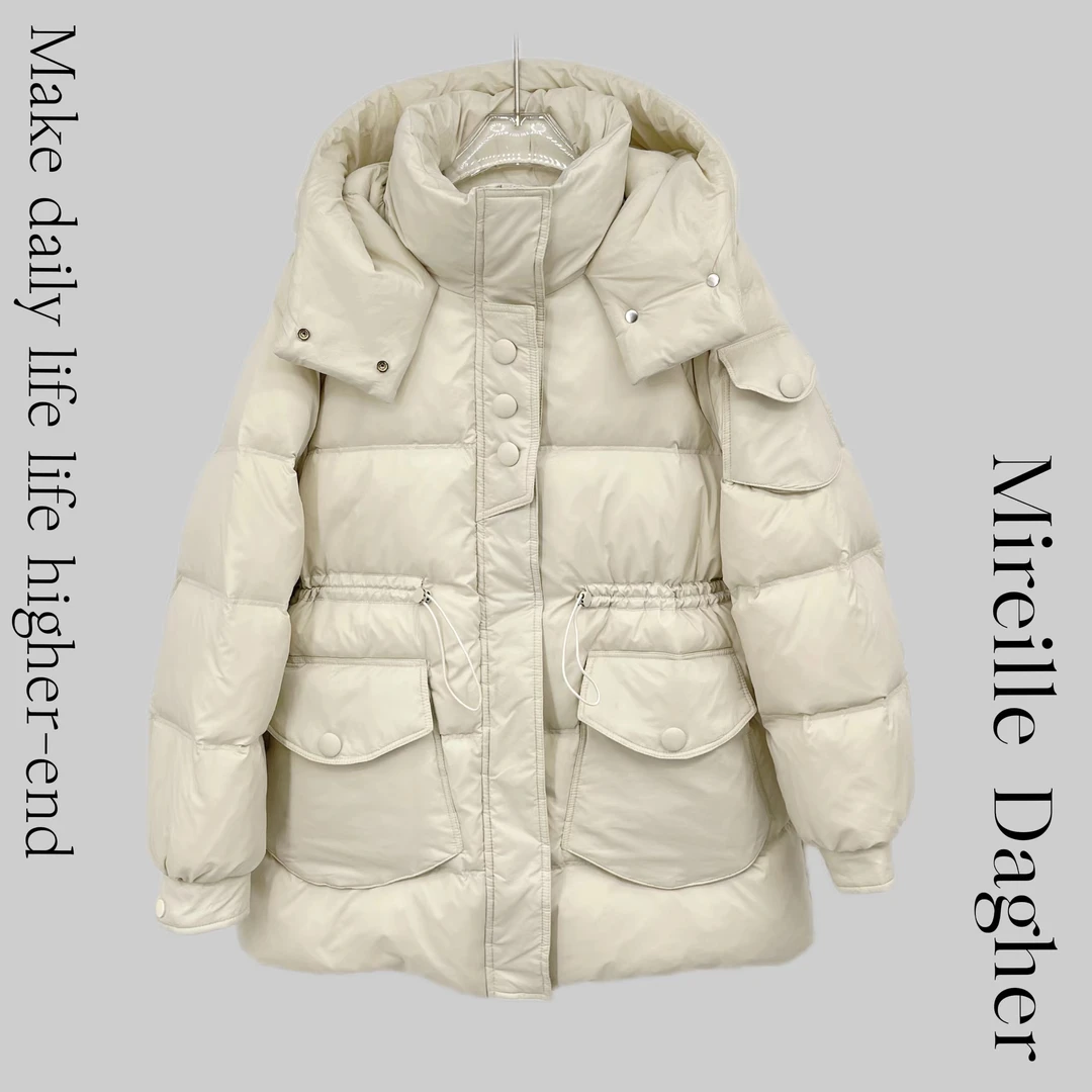 米莱Jiaer/新款时尚连帽三颗扣抽绳收腰休闲保暖羽绒服255202