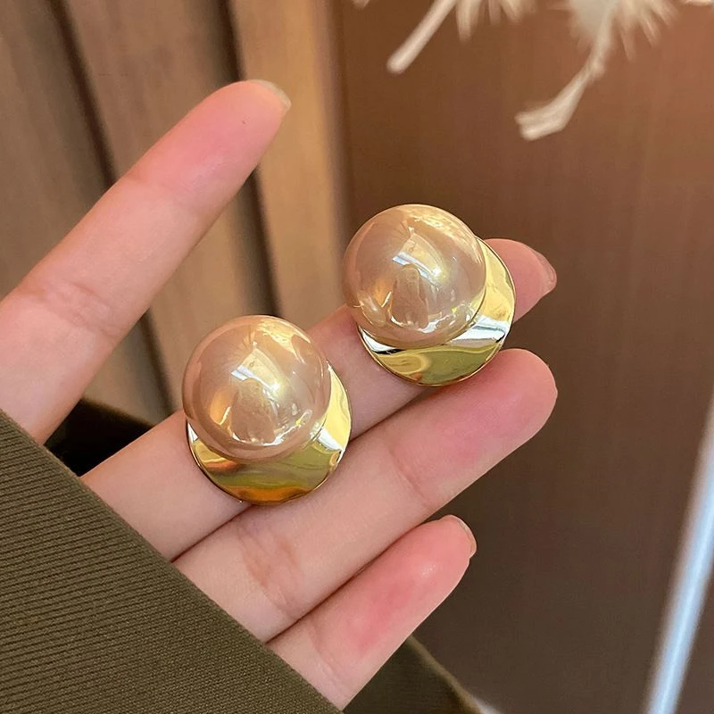 金属耳钉圆片珠珠耳环2023年新款潮网红气质小众高级感耳饰女