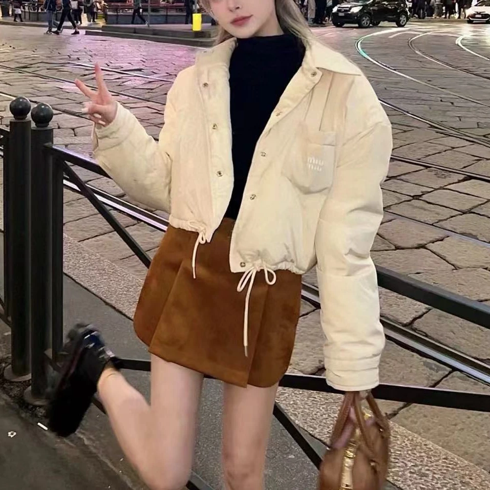 全新未使用 MIU MIU/缪缪 短款纽扣羽绒服/公价17000/40码