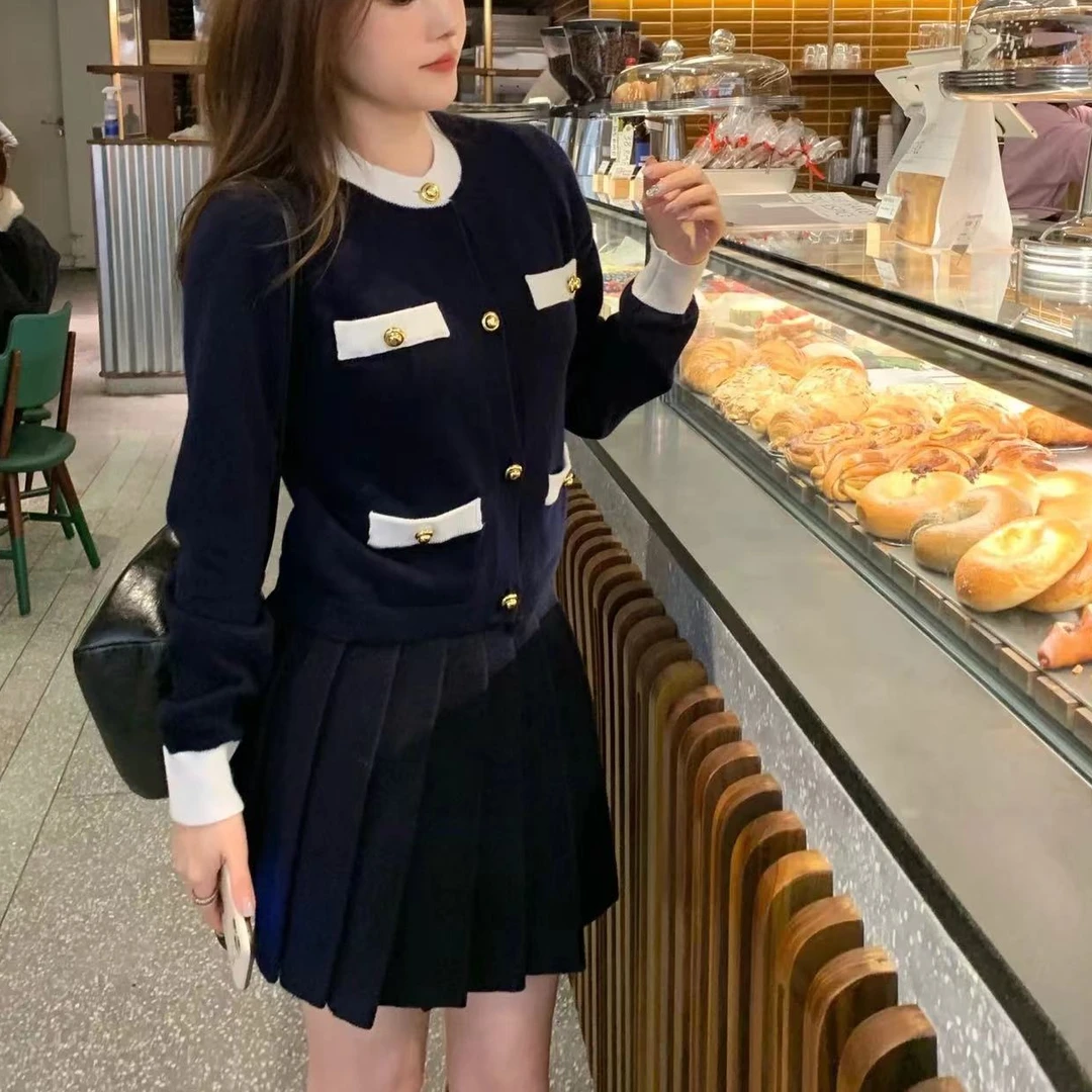 全新未使用 MIU MIU/缪缪 /条纹边饰单排扣圆领针织衫/公价19500