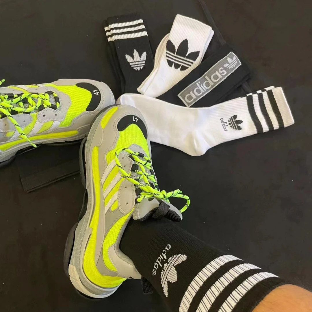 全新未使用 Balenciaga/巴黎世家 Adidas联名Triple S系带老爹鞋