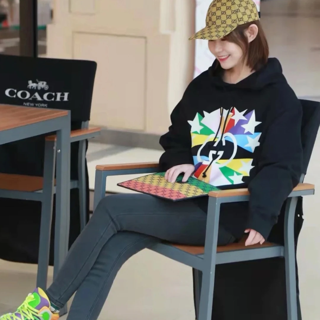 全新未使用 GUCCI/古驰 限定款彩虹星星卫衣/XS/S/M码