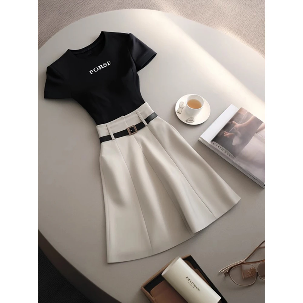 小个子气质穿搭炸街减龄时尚黑色T恤半身裙盐系轻熟两件套装夏季