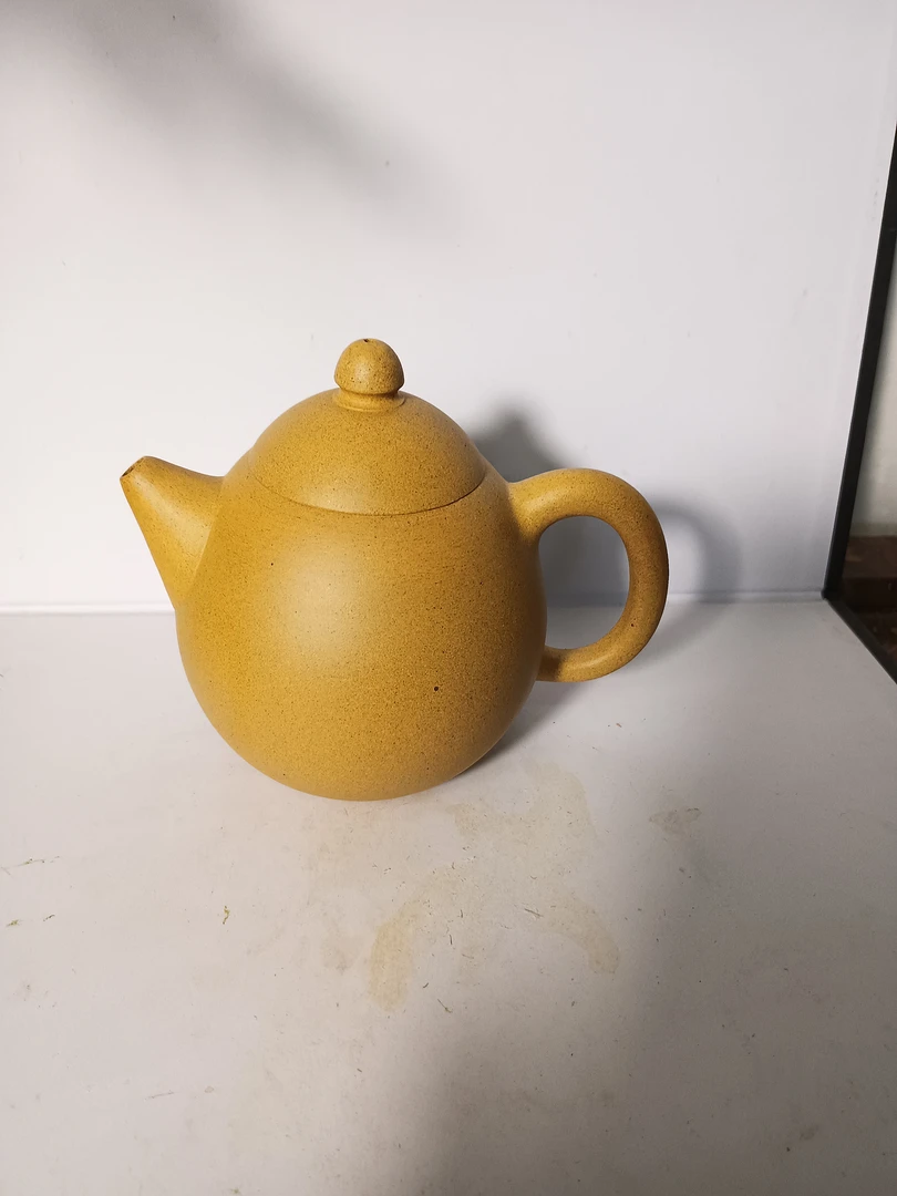 龙蛋壶，原矿黄金段泥，高老师半手精工，250cc。