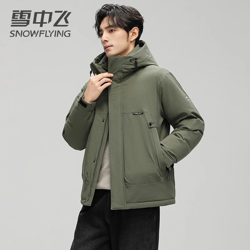 雪中飞羽绒服男2024新款连帽短款户外休闲工装风加厚保暖羽绒外套