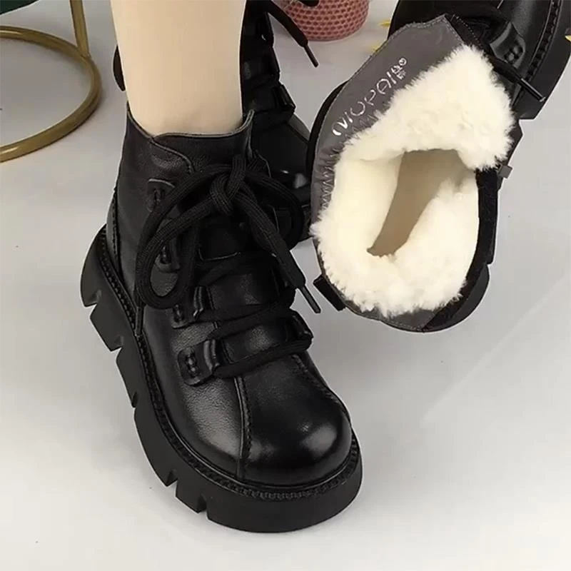 雪地靴马丁靴羊毛雪地靴女爆款冬季加绒加厚保暖棉冬季加绒软皮鞋