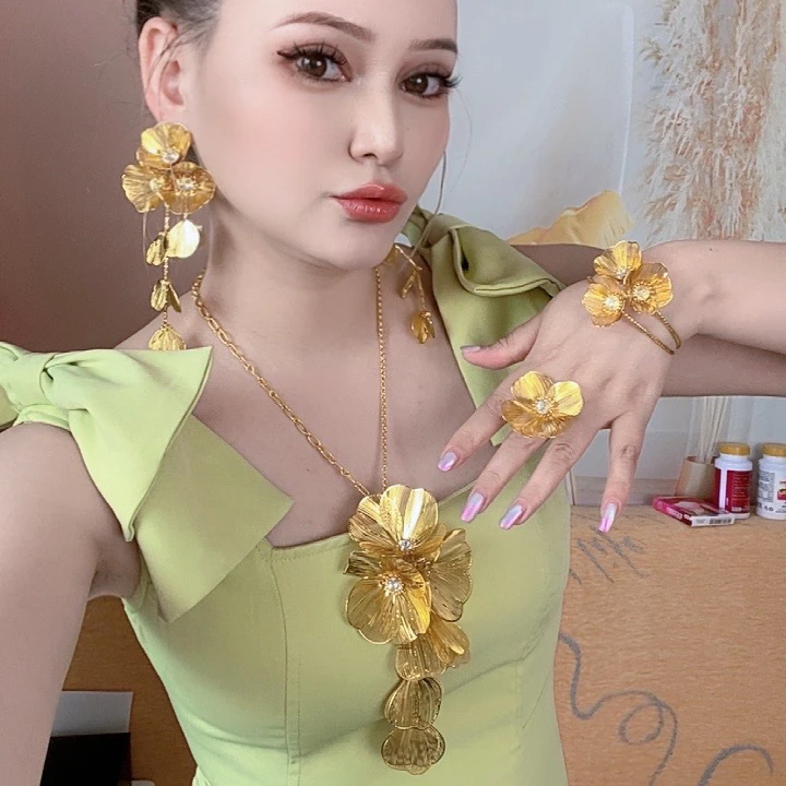 铜合金亚克力项链 Nipal四件套气质轻奢时尚百搭法式长款古法夸张