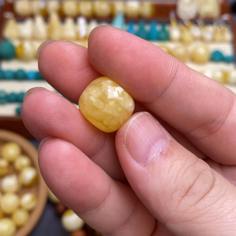【闪购商品】蜜蜡裸石未镶嵌S**༢