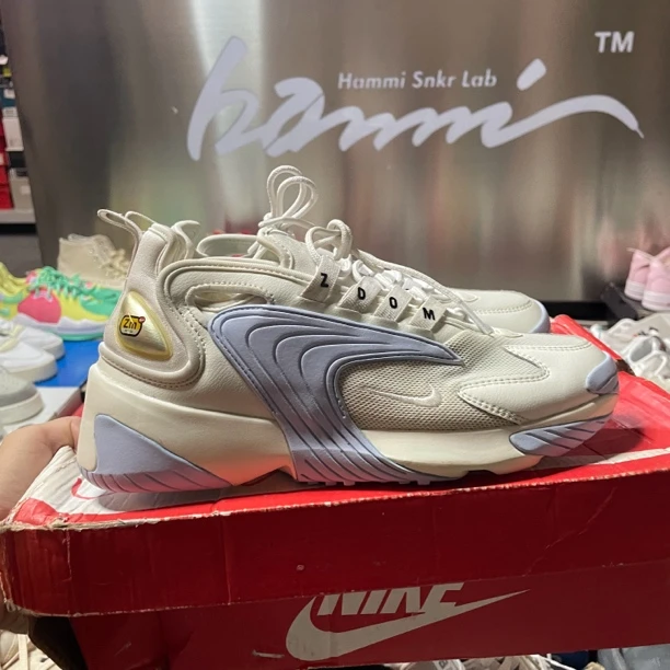 正品38码，Nike Zoom 2K低帮老爹鞋女款白蓝，鞋盒破损，全新无瑕疵