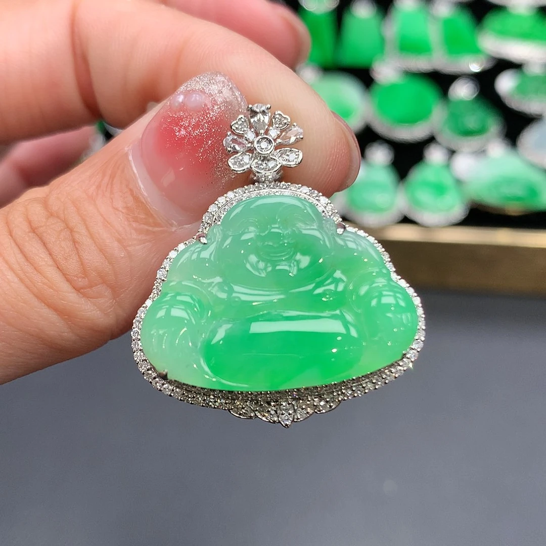 翡翠吊坠(赠链)18K金镶嵌