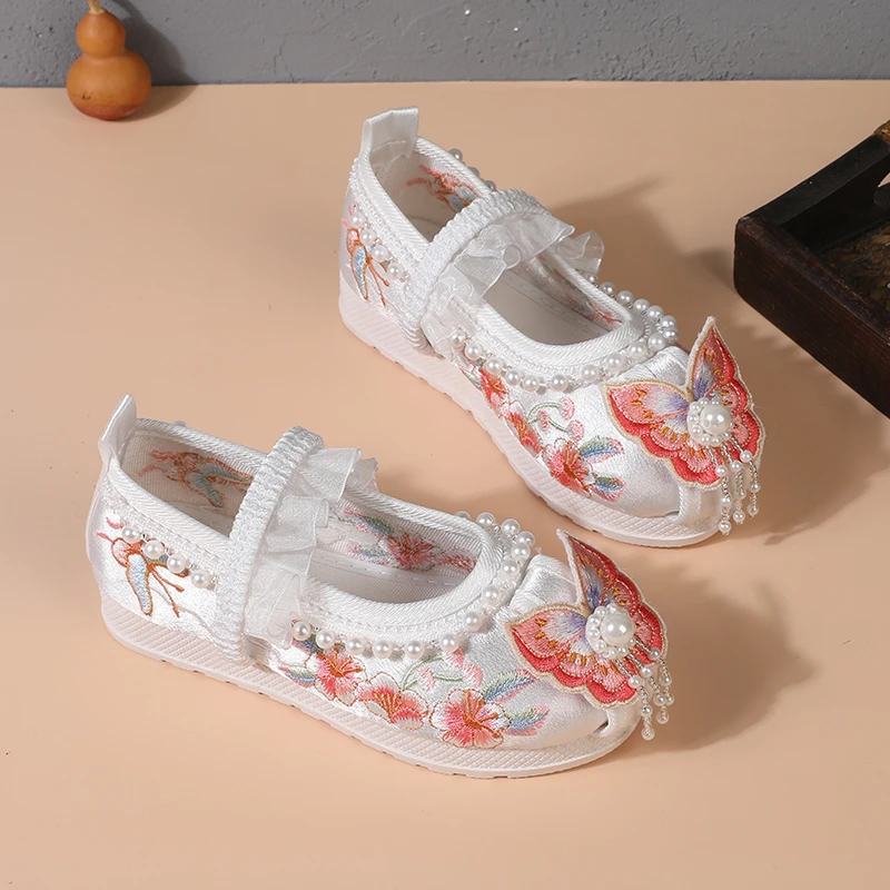 汉服鞋子女童春秋2024新款百搭古风古装儿童老北京布鞋小孩绣花鞋