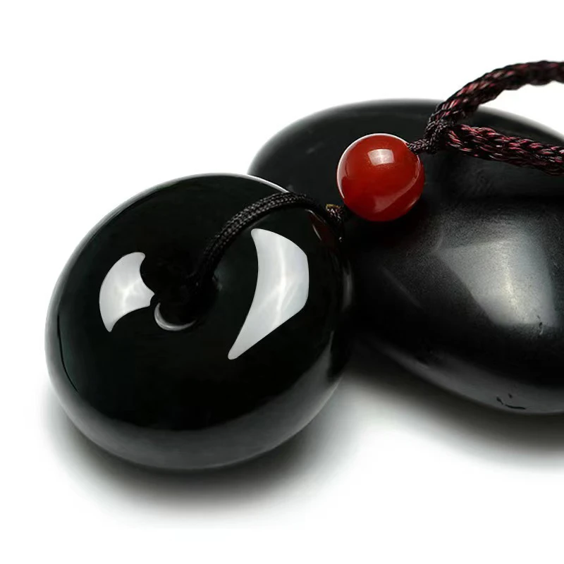 和田玉平安扣吊坠