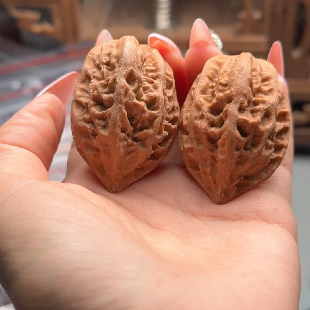 文玩核桃把件关东木子楸百核193瑕疵