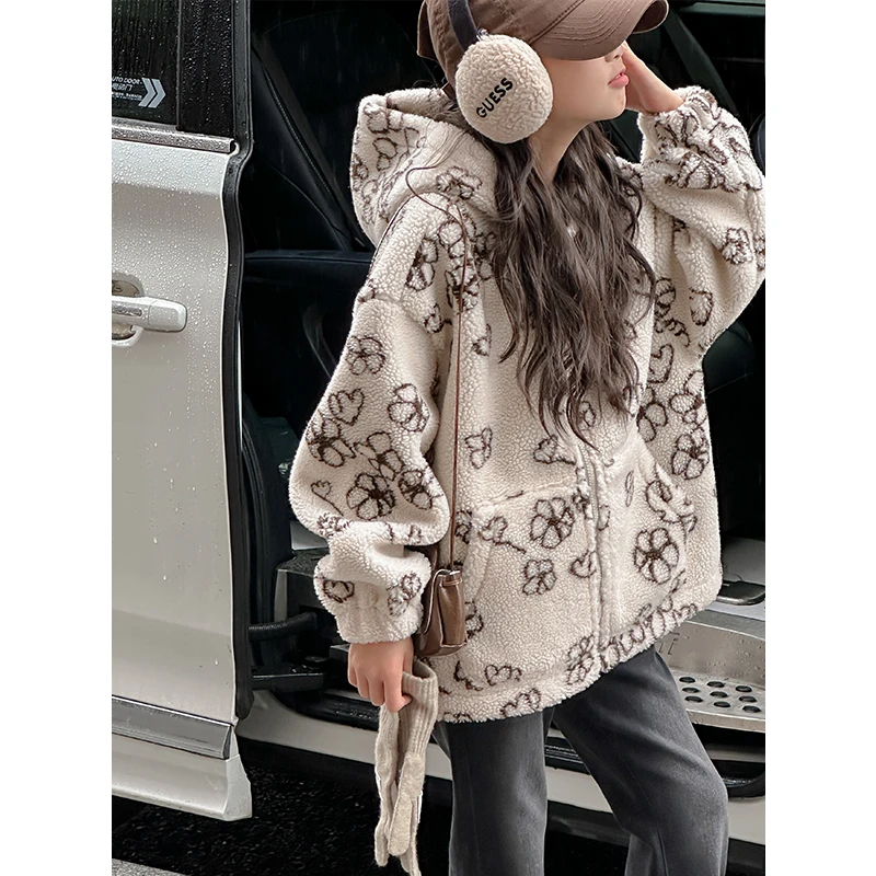 K27554喷绘女童外套2025新款秋冬装儿童加厚毛毛衣连帽上衣