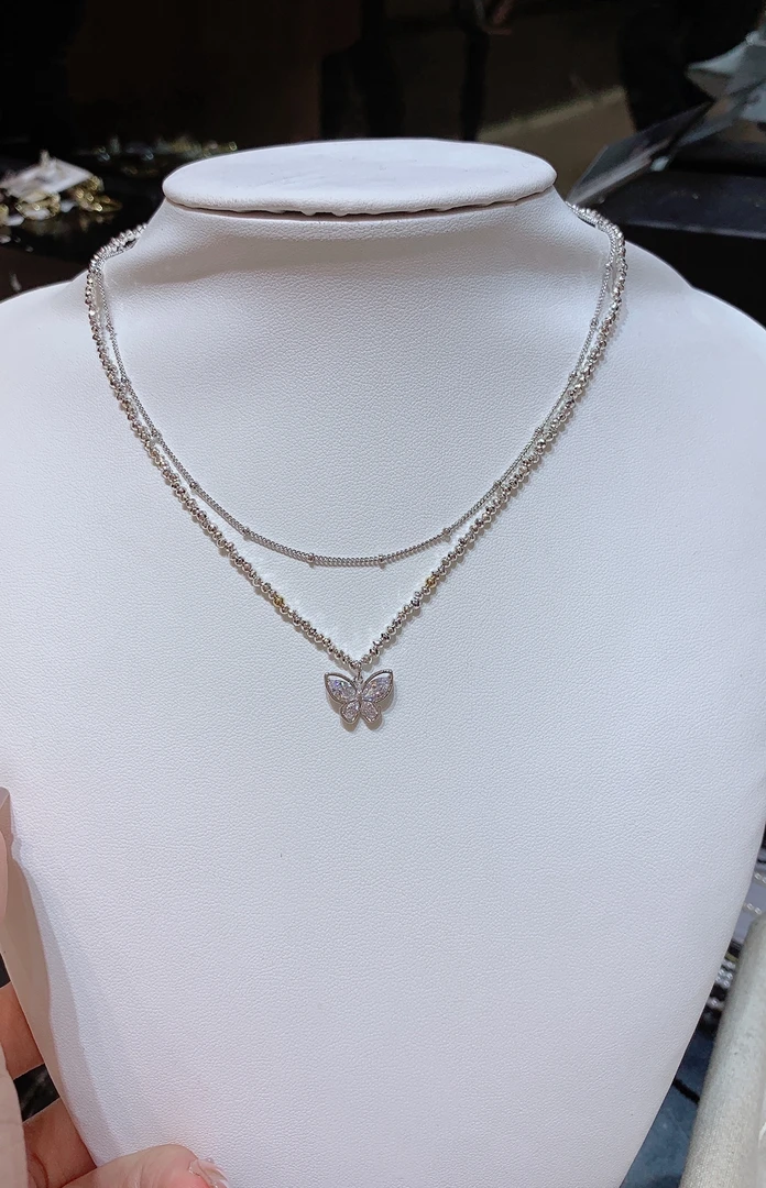 非金属布艺项链 双层蝴蝶项链 很火自留很美 颜值质感细节很好