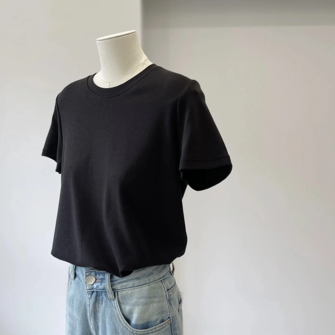 ##绿底经典款长款外套服