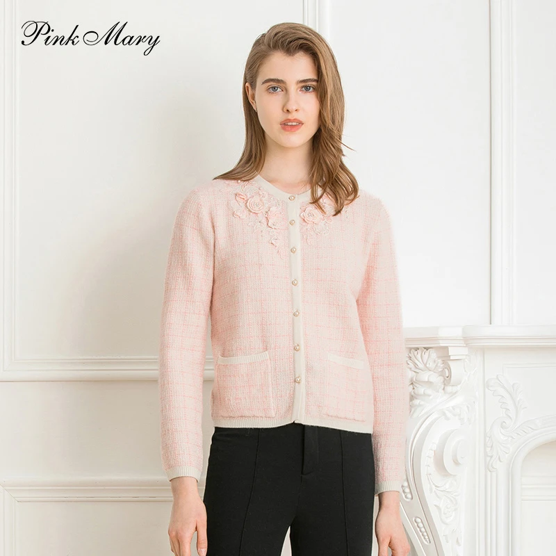 Pink Mary/粉红玛琍钉珠绣花针织开衫长袖圆领秋冬PMAMW9002