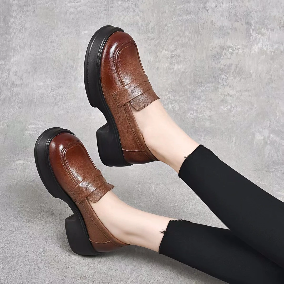 牛皮软底软面英伦风厚底单鞋女2024年秋冬圆头复古舒适真皮松糕鞋