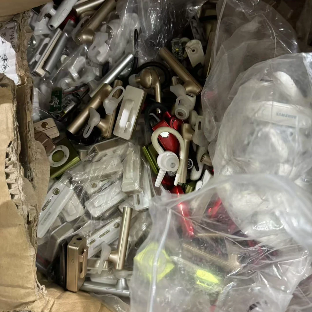 9新  混款耳机维修配件，需要自己维修，耳机配件