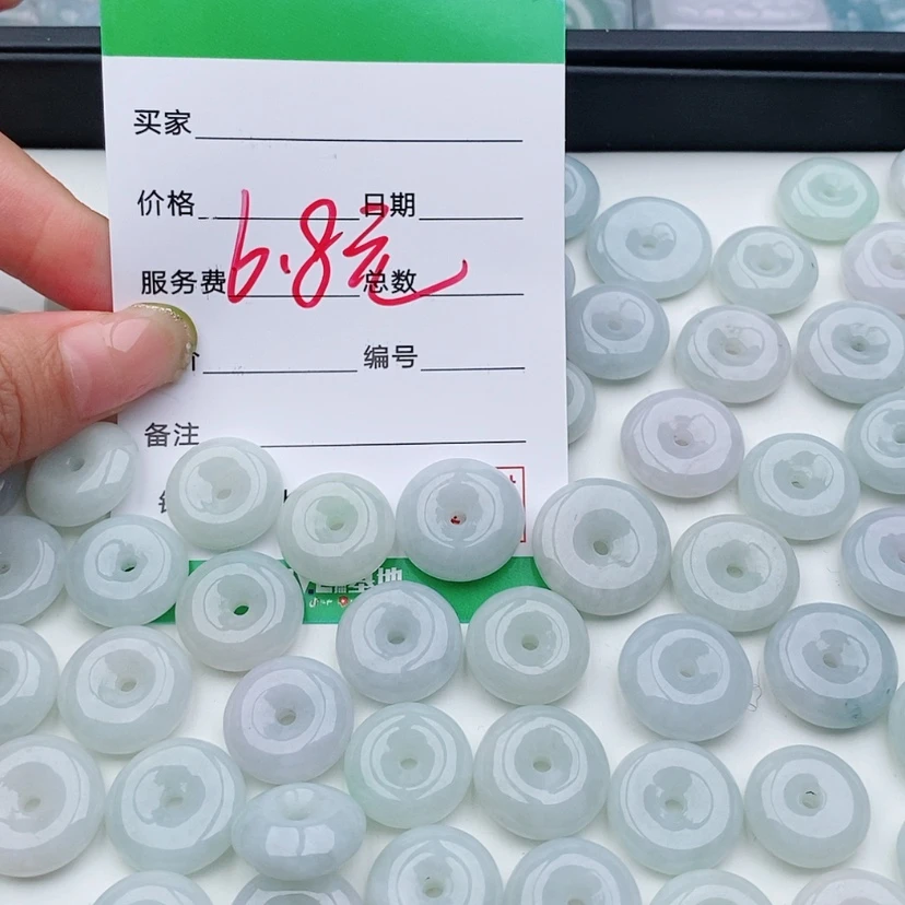 【闪购商品】翡翠颈饰未镶嵌扣