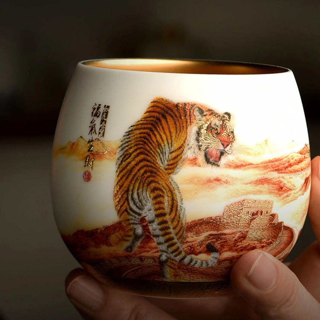 福气生财郑雄伟生肖老虎本命年礼品羊脂玉瓷茶具鎏金主人专用茶杯