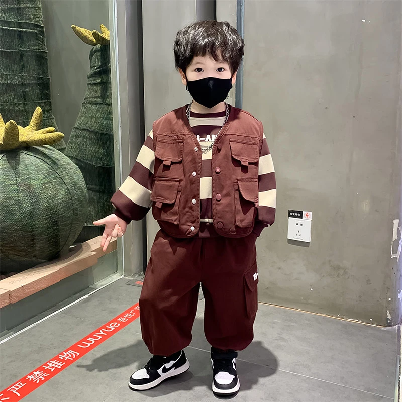 男童春装套装2024新款洋气宝宝春秋时髦衣服痞帅儿童炸街三件套潮