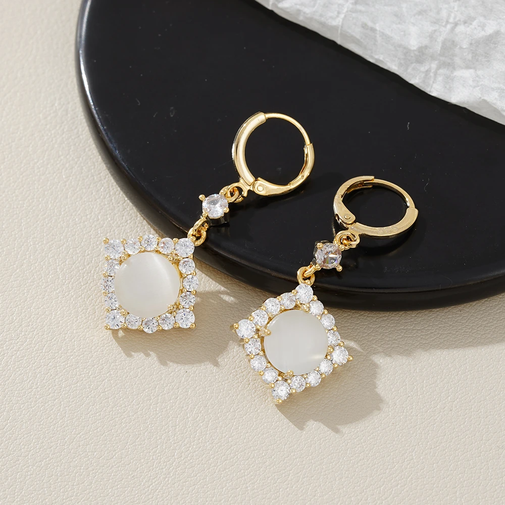 铜合金耳饰 气质轻奢时尚百搭法式小众简约精致耳环PT0375