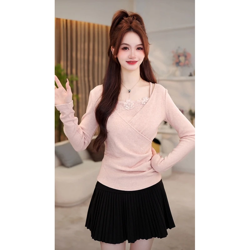 法式重工花朵蕾丝交叉显瘦长袖T恤女秋冬独特别致绝美假两件上衣