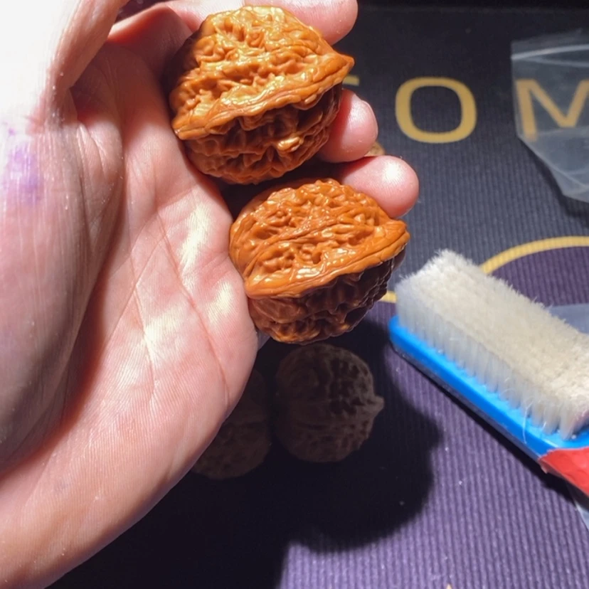 【闪购商品】文玩核桃吊坠虎头