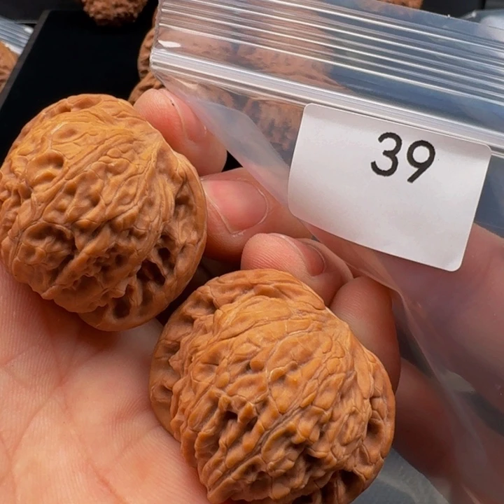 文玩核桃把件1***2磨盘