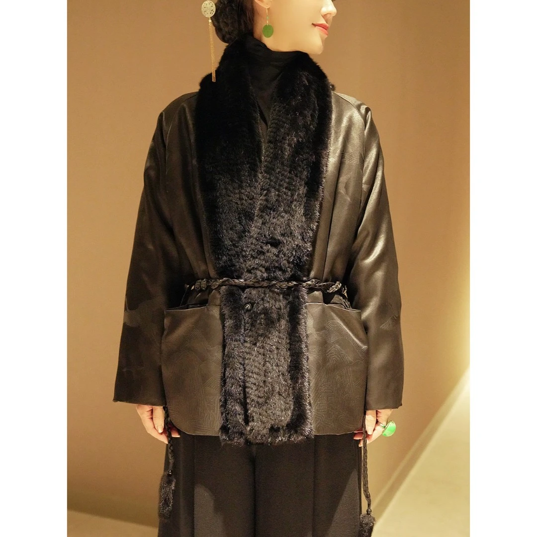 初见十三娘『尊拂』复古中式国风水貂毛拼接香云纱鹅绒服冬季保暖