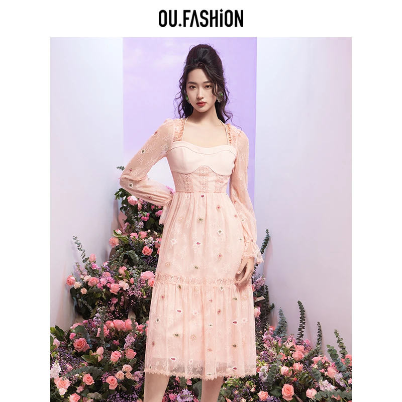 【媛媛】OU.FASHION/欧点方领宝石蕾丝绣花连衣裙1122310050