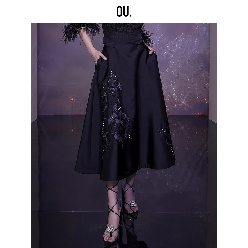 【商场同款】OU.FASHION/欧点A字大伞裙亮片刺绣半身裙1112230144