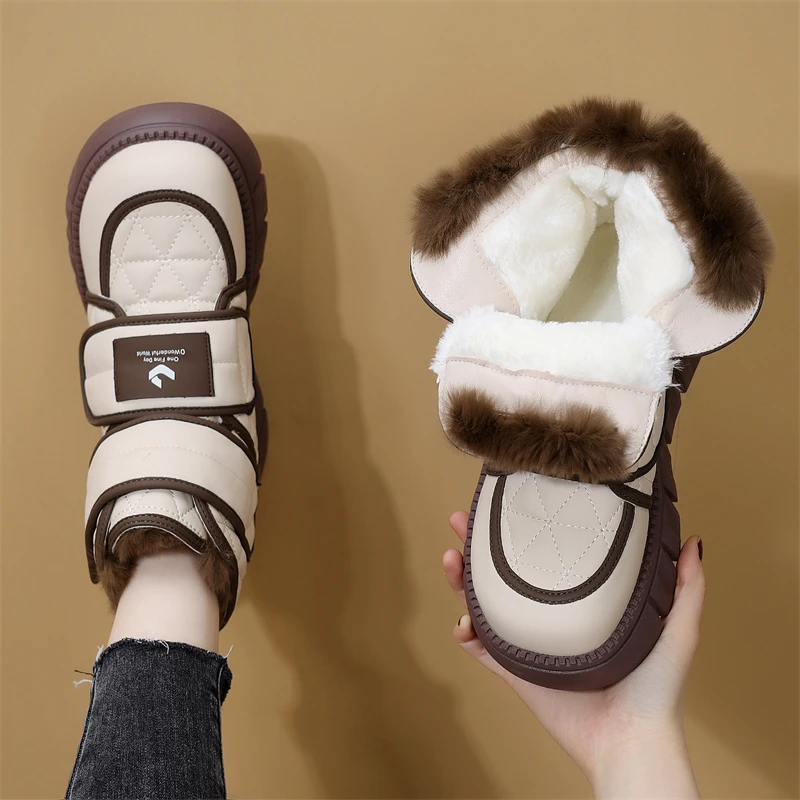 保暖雪地靴女款2024新款冬季加绒加厚东北大棉鞋厚底短靴防水防滑