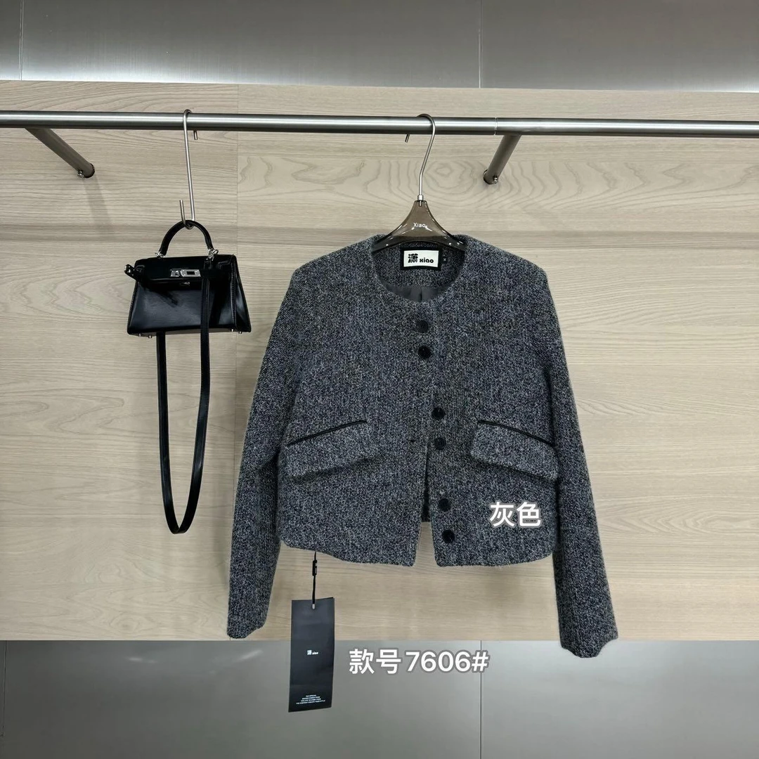 杨杨 潇家-（复合审美）定制编织面料正肩香小外套7606