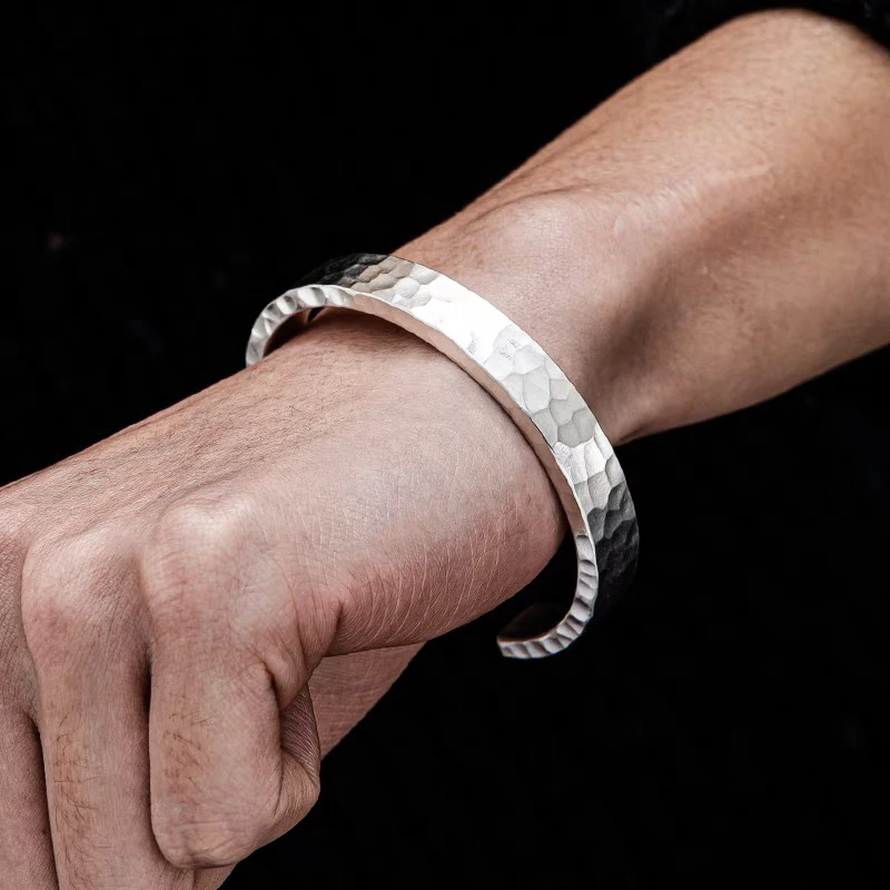 足银手镯 足银999手工锤点纹扁条仿古简洁情侣男女时尚个性镯子