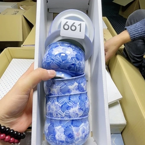 白瓷喵*111111111111