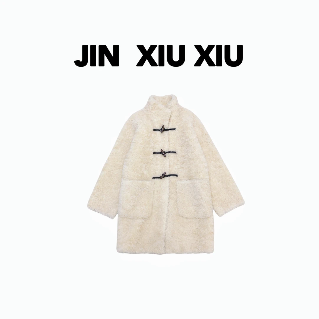 【金秀秀】【深圳出品】407冬款新款牛角扣羊羔毛立领中长款外套