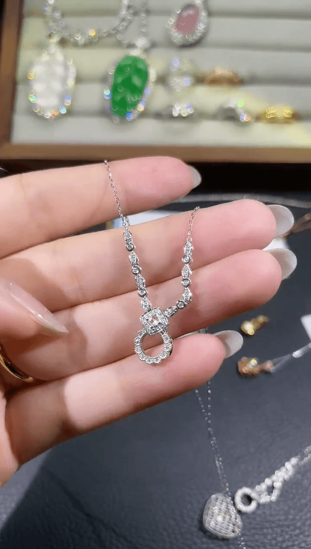 【闪购商品】钻石套链18K金镶嵌i22-8多样性发出一件