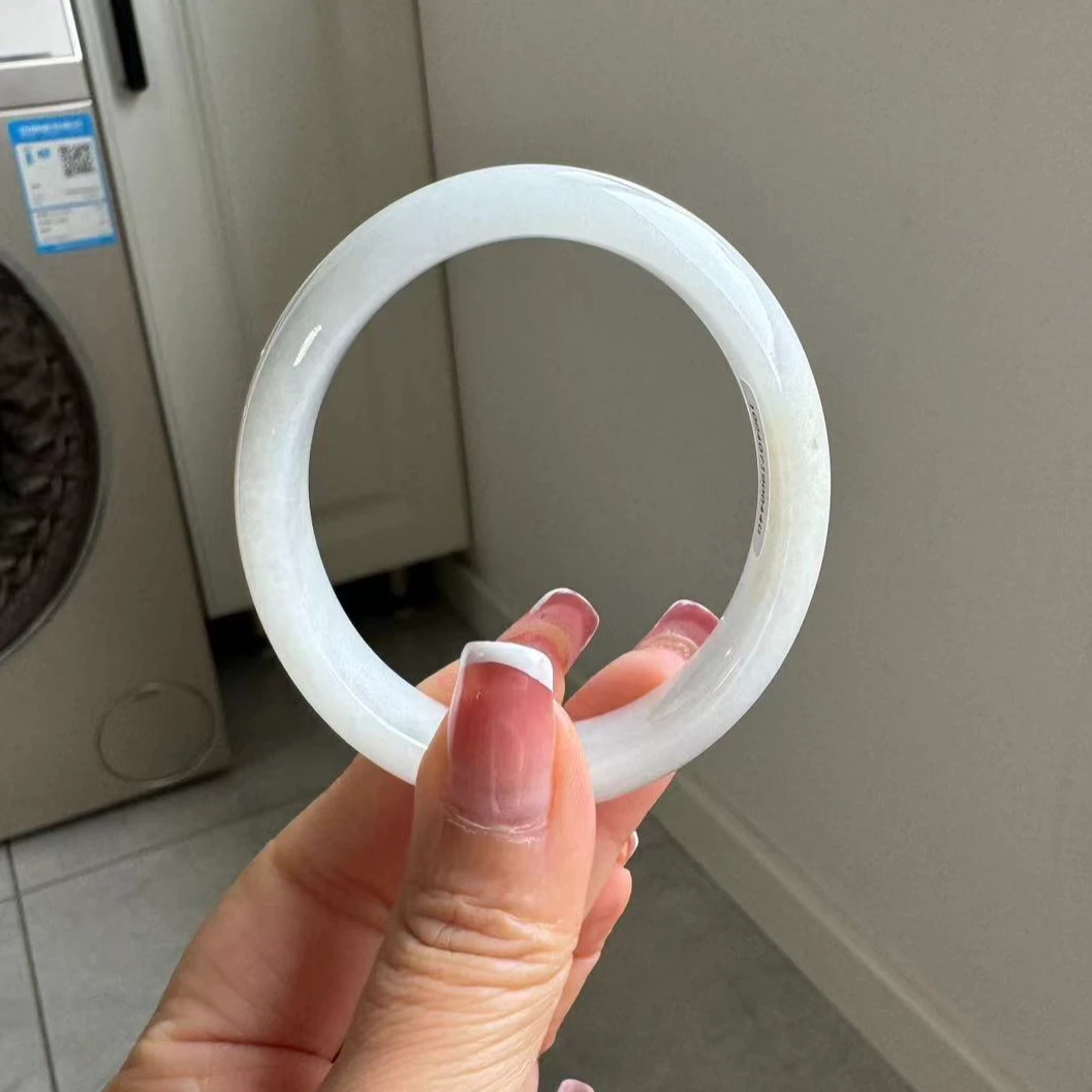 55圈口宽版厚装白底青贵妃镯 缅甸A货天然翡翠手镯