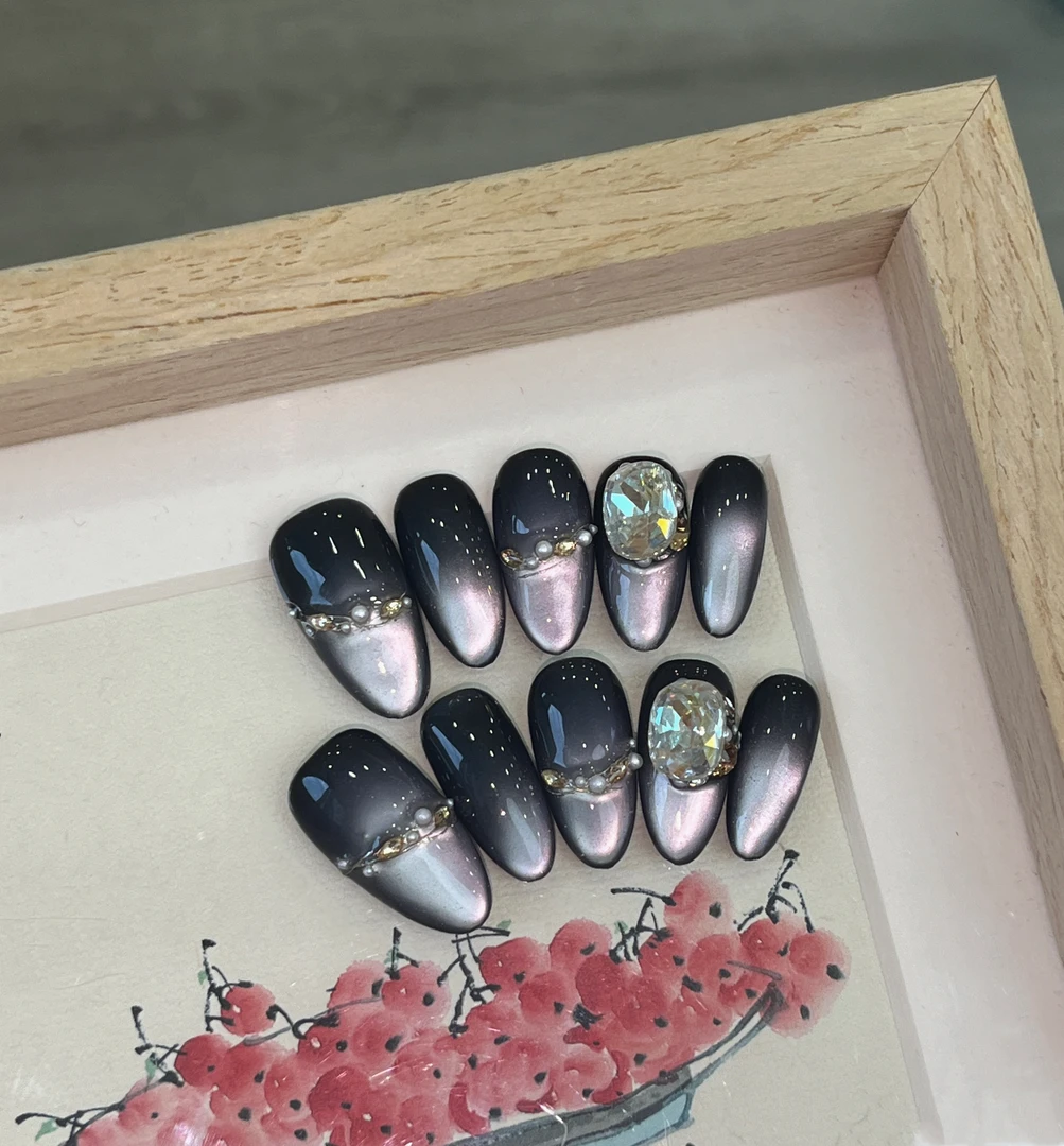 【雾镜】珍珍手工穿戴甲小众显白黑灰色爆闪钻玻璃珠猫眼假指甲贴片