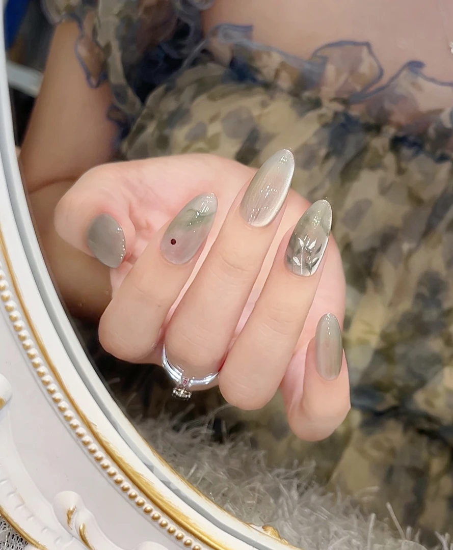 【烟雨江南】珍珍手工穿戴甲新中式古风手绘竹叶晕染玻璃珠猫眼美甲