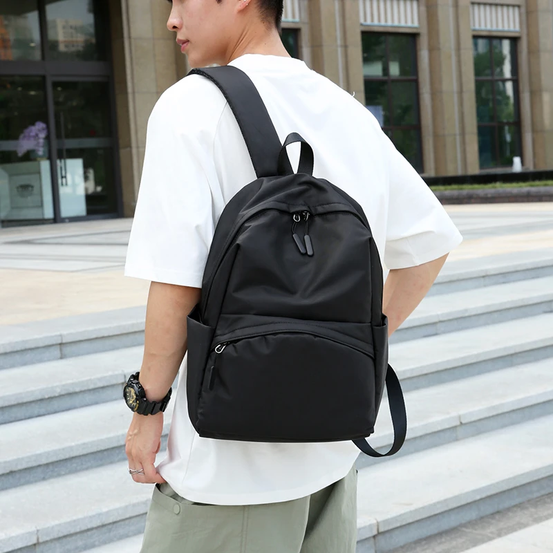 男女通用双肩包防泼水面料可放15.6寸笔记本双肩背包大容量书包