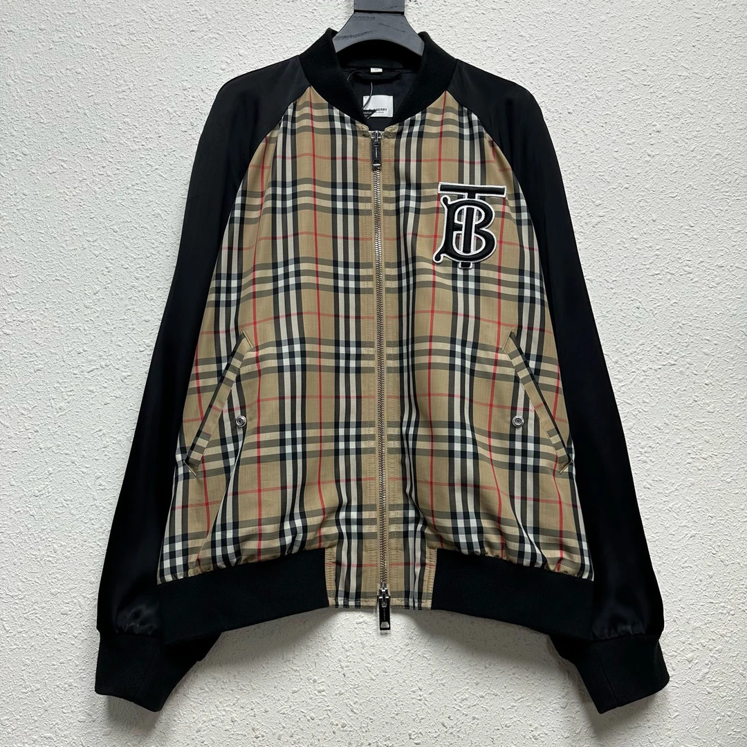 博柏利 Burberry 尼龙格纹拼接棒球夹克 尺码/56成色/99 DY10184