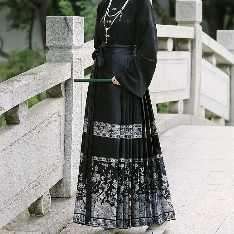 新疆包邮【裙长88】-QZ402#赔钱清货no退 中国风印花马面裙