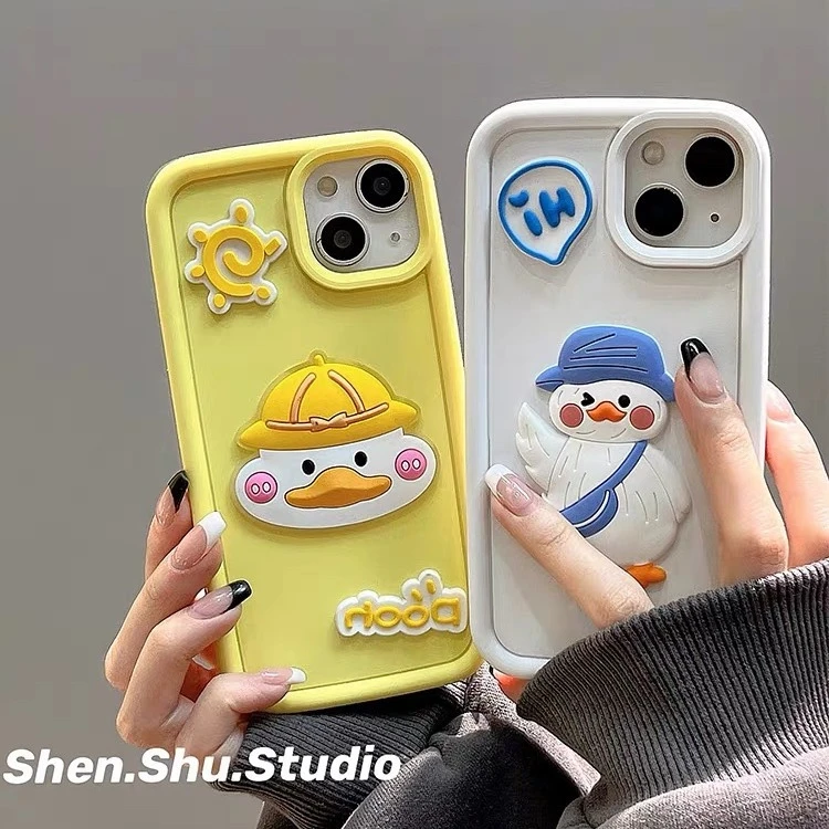 ins可爱立体小黄鸭适用苹果14/13promax手机壳12软胶iPhone11女