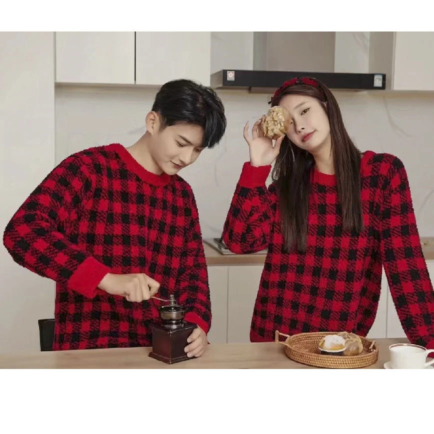 妍凯琳半边绒秋冬款黑红棋盘格可外穿情侣款家居服圆领套装睡衣
